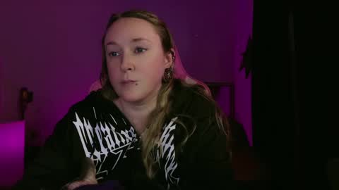 kissica online show from February 4, 6:27 pm