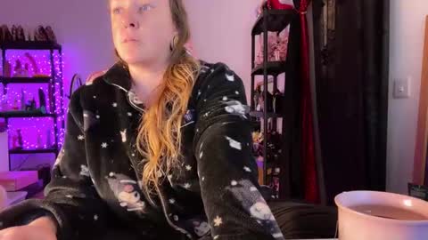 kissica online show from November 24, 6:54 pm