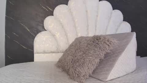 BELLA FLAME online show from March 16, 7:07 pm