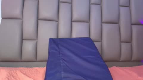 BELLA FLAME online show from November 28, 8:45 pm