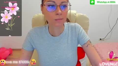 kisssnicol online show from March 11, 6:41 am