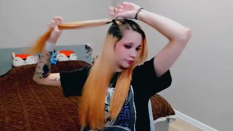 Alissa online show from October 9, 6:56 pm