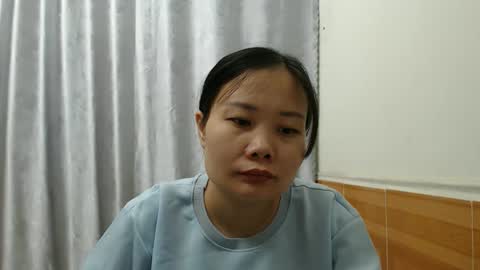 kitti_baby2x online show from February 24, 3:05 am