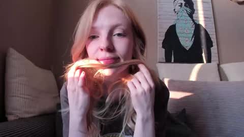  Alice  online show from March 13, 2:51 pm