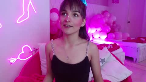 KITTY online show from November 21, 1:24 pm