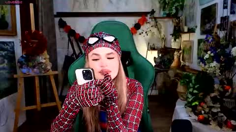 Snapshot of kitty_pantera chatting on October 31, 11:25 am kitty_pantera online show from October 31, 11:25 am