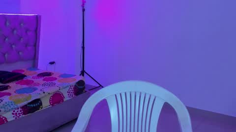 kitty_violet11 online show from February 22, 12:44 am