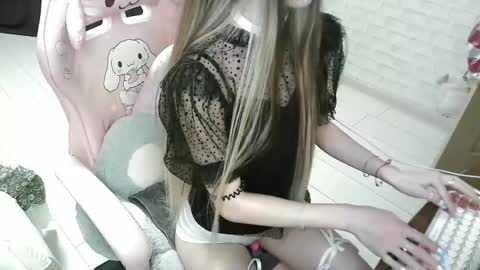 KittyBounty online show from December 11, 9:01 pm