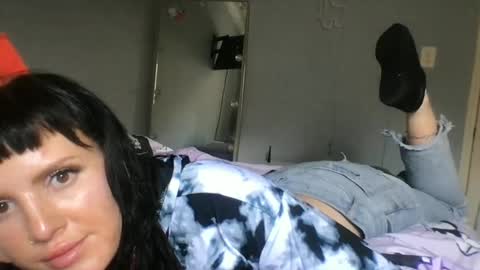 kittycatkendra online show from June 17, 4:30 pm