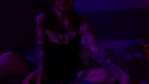 Snapshot of kittykatcoco chatting on October 13, 2:58 am kittykatcoco online show from October 13, 2:58 am