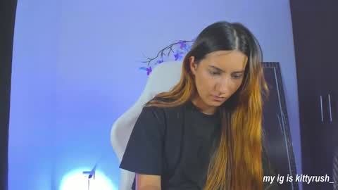 kitty online show from February 3, 3:15 am