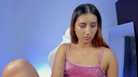 kitty online show from December 20, 8:07 am