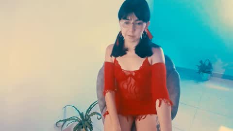 Little piece of fruit online show from December 24, 9:11 pm