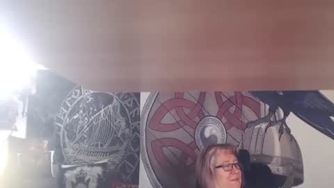 Michelle online show from November 28, 6:55 pm