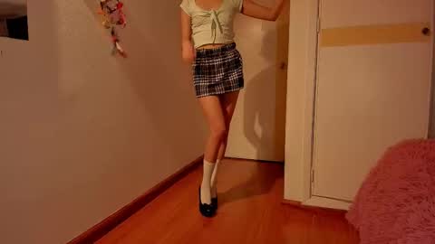 Kleo online show from December 19, 9:40 pm