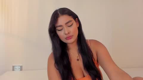   online show from February 18, 8:04 pm