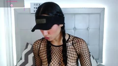 kloe__watson online show from May 5, 11:41 pm