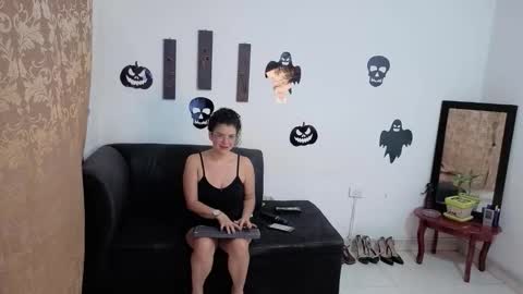 Kloe  online show from October 27, 10:33 am