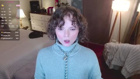 knowlita  online show from December 12, 11:03 pm