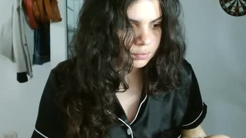 Karoll online show from May 12, 2:31 am