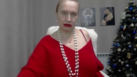 Snapshot of koroleva70 chatting on January 12, 6:26 pm VIKA online show from January 12, 6:26 pm