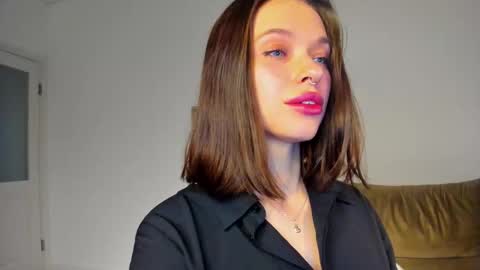 kossie_ online show from November 24, 8:33 pm