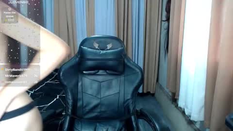 kourtneyluv online show from November 21, 6:04 am