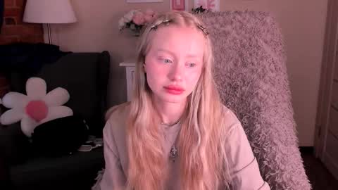 kris_grant online show from February 22, 10:38 am