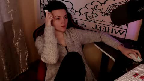 krisneal online show from May 1, 11:46 am