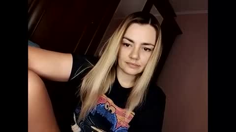 Snapshot of krisssexi chatting on September 20, 7:28 am KrissSexi online show from September 20, 7:28 am