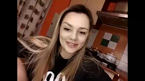 Snapshot of krisssexi chatting on January 26, 9:18 pm KrissSexi online show from January 26, 9:18 pm