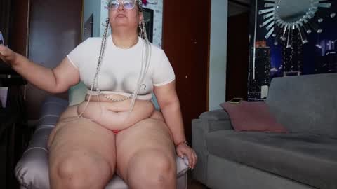 Snapshot of kristenhill1 chatting on January 3, 9:58 am Kristen online show from January 3, 9:58 am