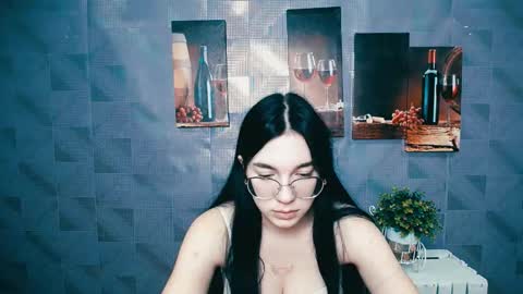 Snapshot of kristenx_x chatting on September 29, 6:40 am Kristen online show from September 29, 6:40 am