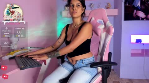 KristinWall online show from December 29, 6:49 pm