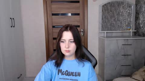 Kristy online show from October 25, 10:56 am