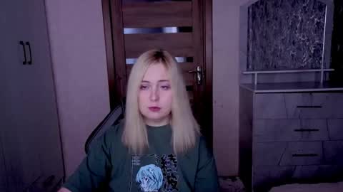 Kristy online show from April 7, 8:55 pm