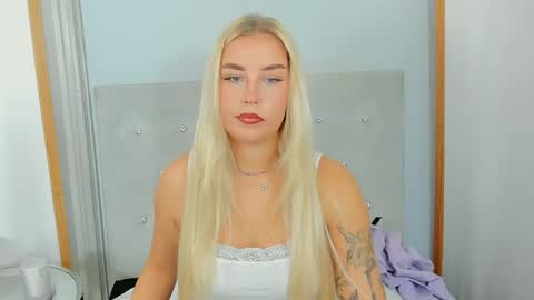 KristyFlowers online show from February 22, 6:17 am