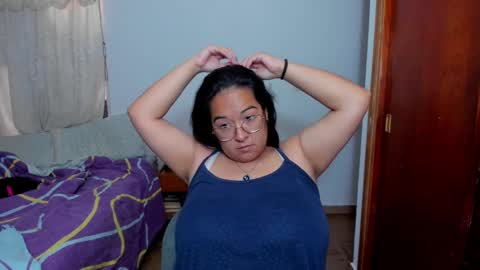 Snapshot of kroline_20 chatting on January 4, 7:34 pm Kroline  online show from January 4, 7:34 pm