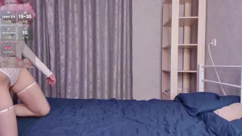 kudemeows online show from November 12, 4:38 pm