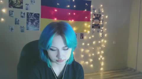 Alice online show from January 8, 5:50 pm