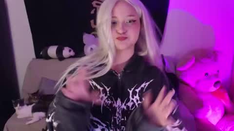 Andy online show from March 12, 2:52 am