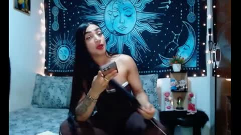 kylie online show from April 27, 9:45 pm