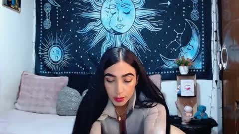 kylie online show from September 19, 9:14 pm