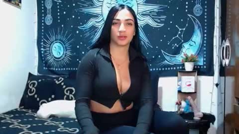 kylie online show from October 1, 12:04 am