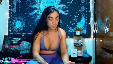 kylie online show from January 10, 8:37 pm