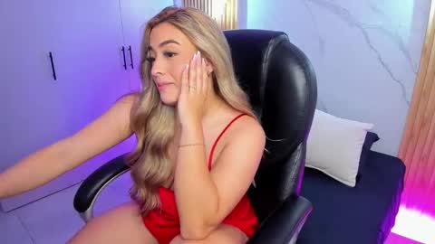  KYLIE  online show from November 11, 3:13 am