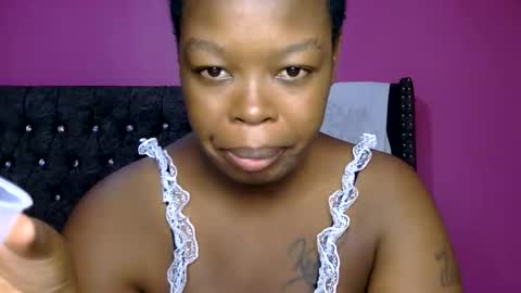 kylie online show from December 14, 11:43 pm