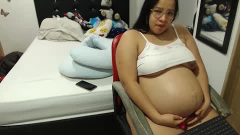 Instagram Kylie switch  followme  buy lovense here online show from October 11, 12:26 am