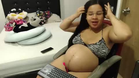 Instagram Kylie switch  followme  buy lovense here online show from November 17, 11:38 pm