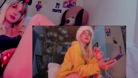 Snapshot of kyliekandy chatting on January 30, 11:44 am   online show from January 30, 11:44 am